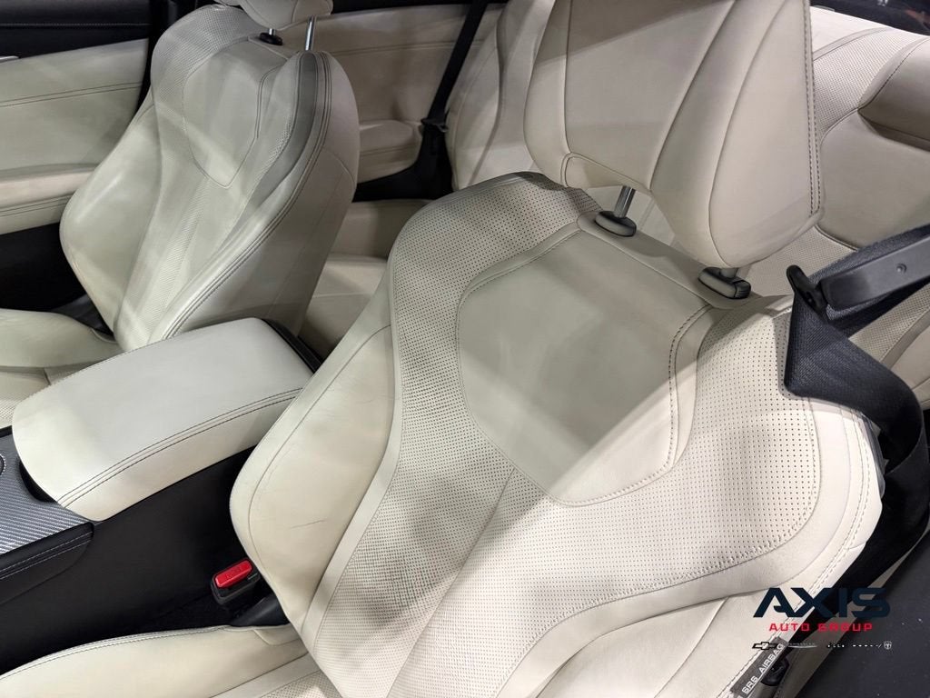 2017 INFINITI Q60 Red Sport 400