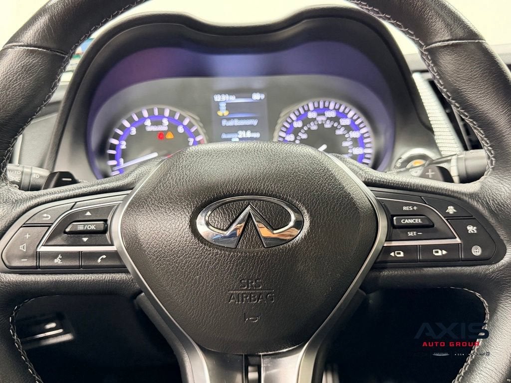 2017 INFINITI Q60 Red Sport 400