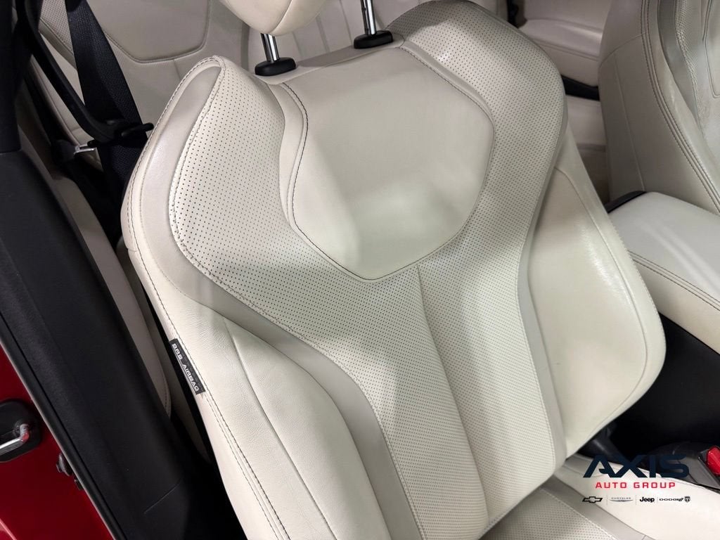 2017 INFINITI Q60 Red Sport 400