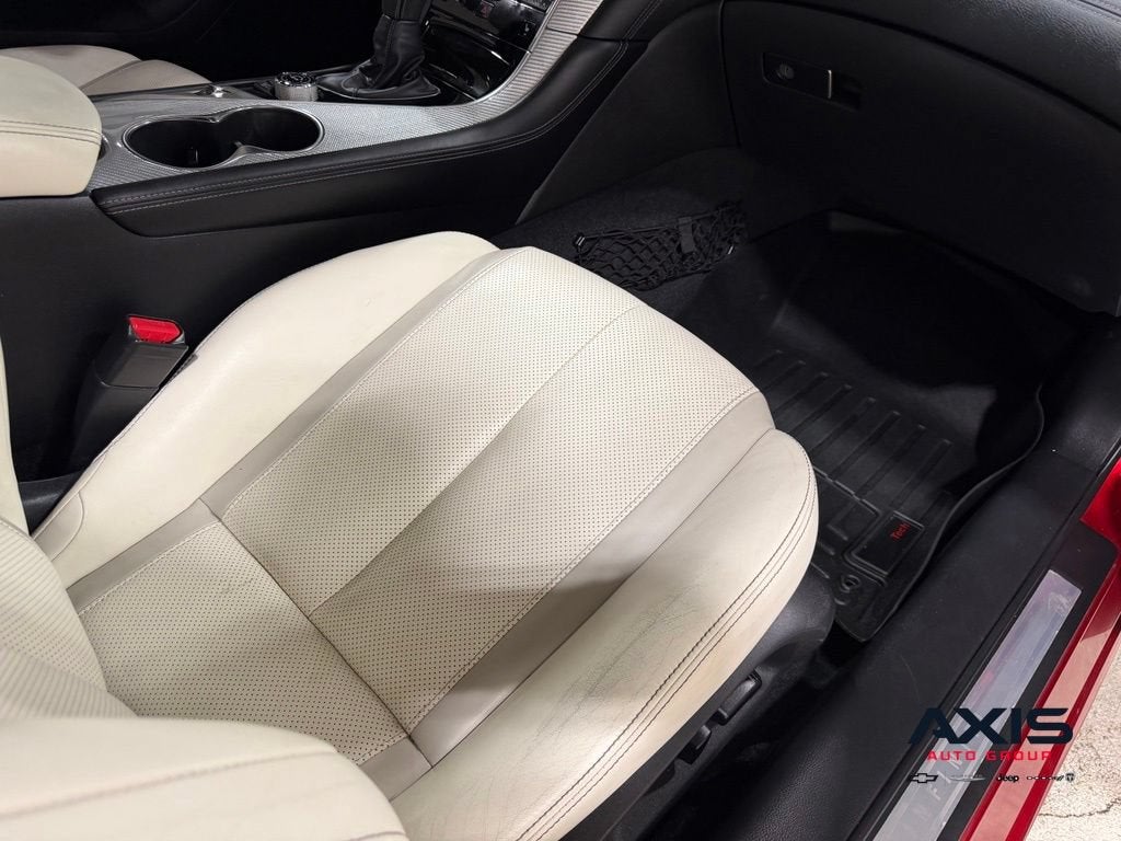 2017 INFINITI Q60 Red Sport 400