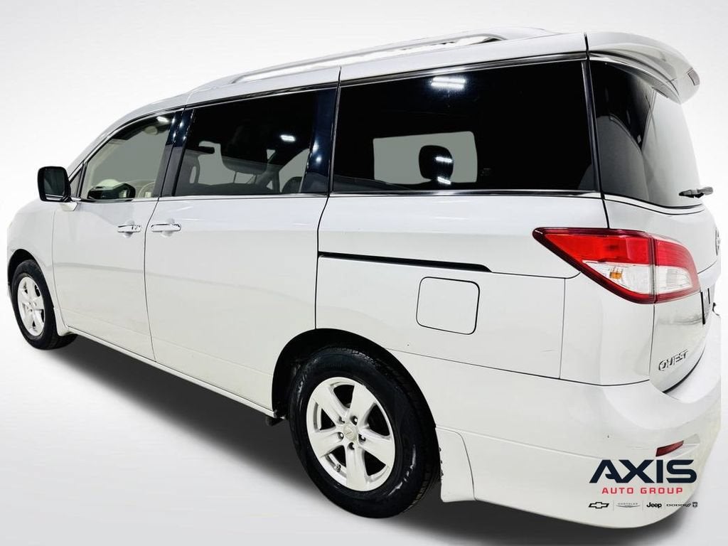 2013 Nissan Quest SV
