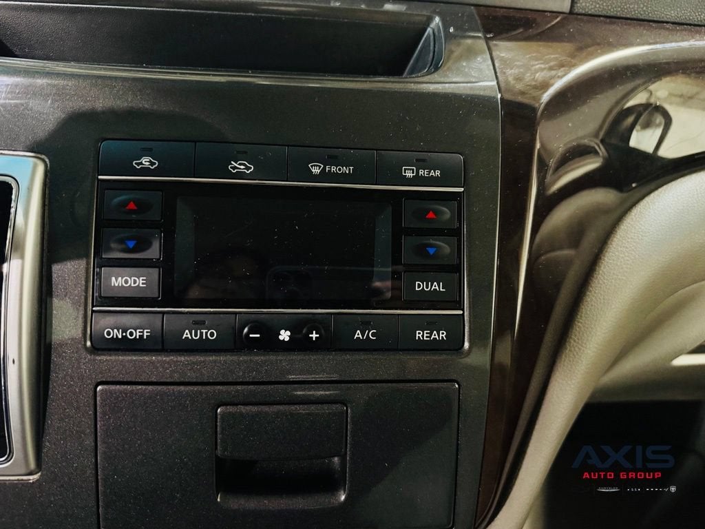 2013 Nissan Quest SV
