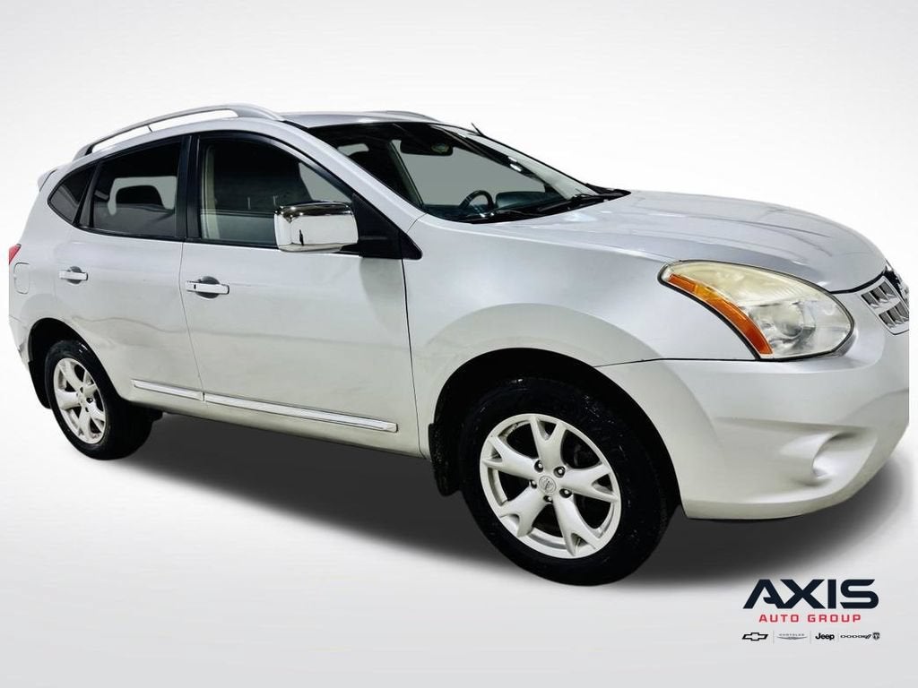 2011 Nissan Rogue SV