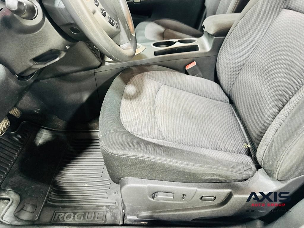 2011 Nissan Rogue SV