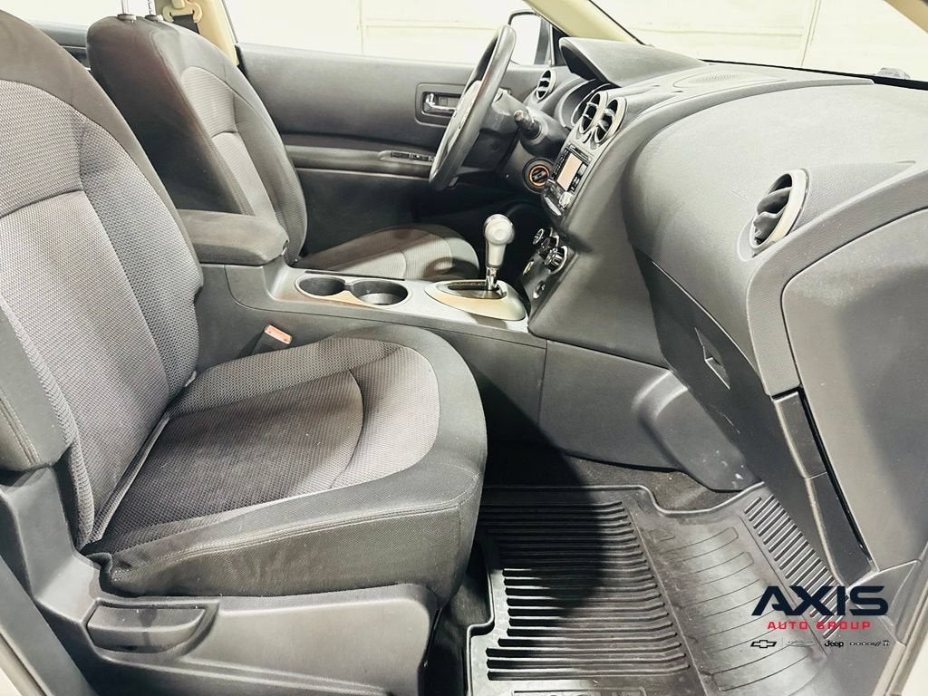 2011 Nissan Rogue SV