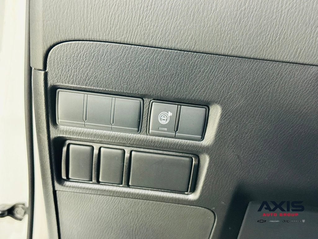 2024 Nissan Armada SV 4WD