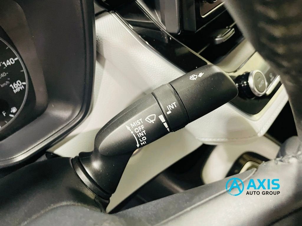 2023 Toyota Corolla Hybrid SE