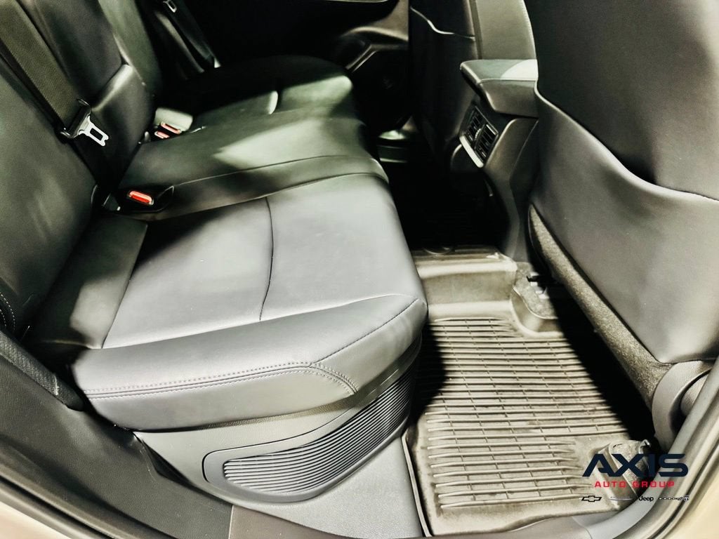 2024 Toyota Venza XLE
