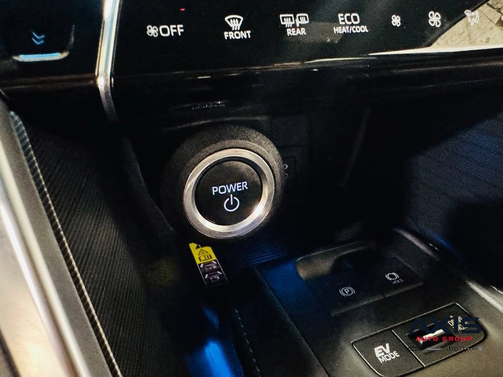 2024 Toyota Venza XLE