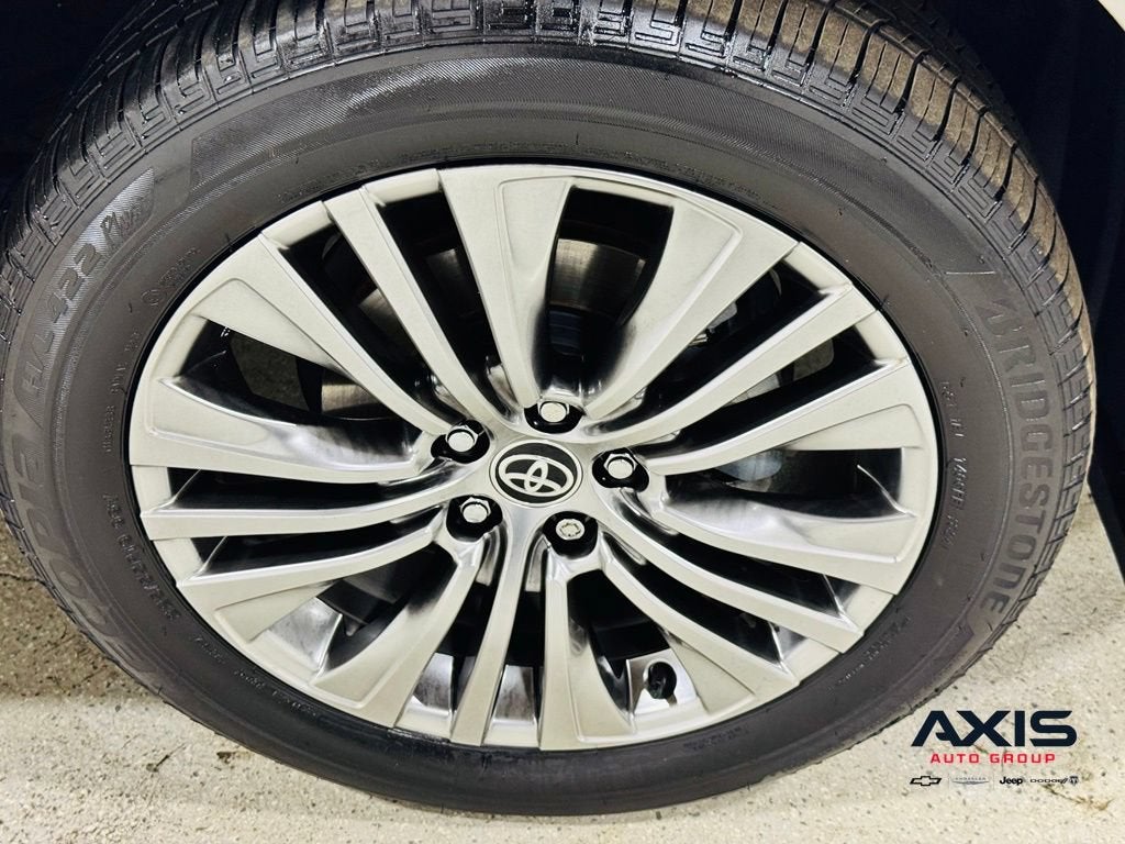 2024 Toyota Venza XLE