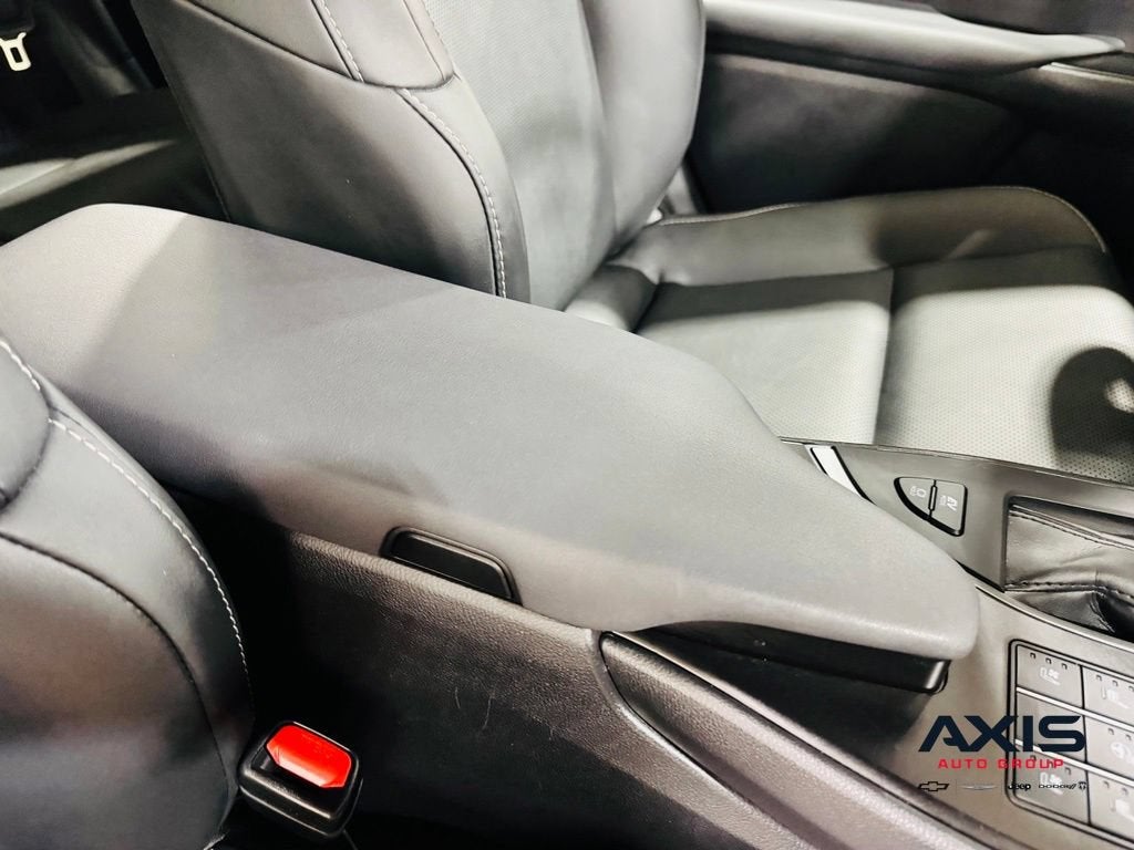 2024 Lexus UX 250h Premium