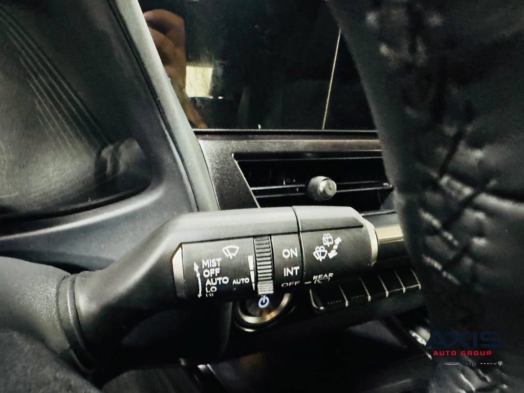 2024 Lexus UX 250h Premium