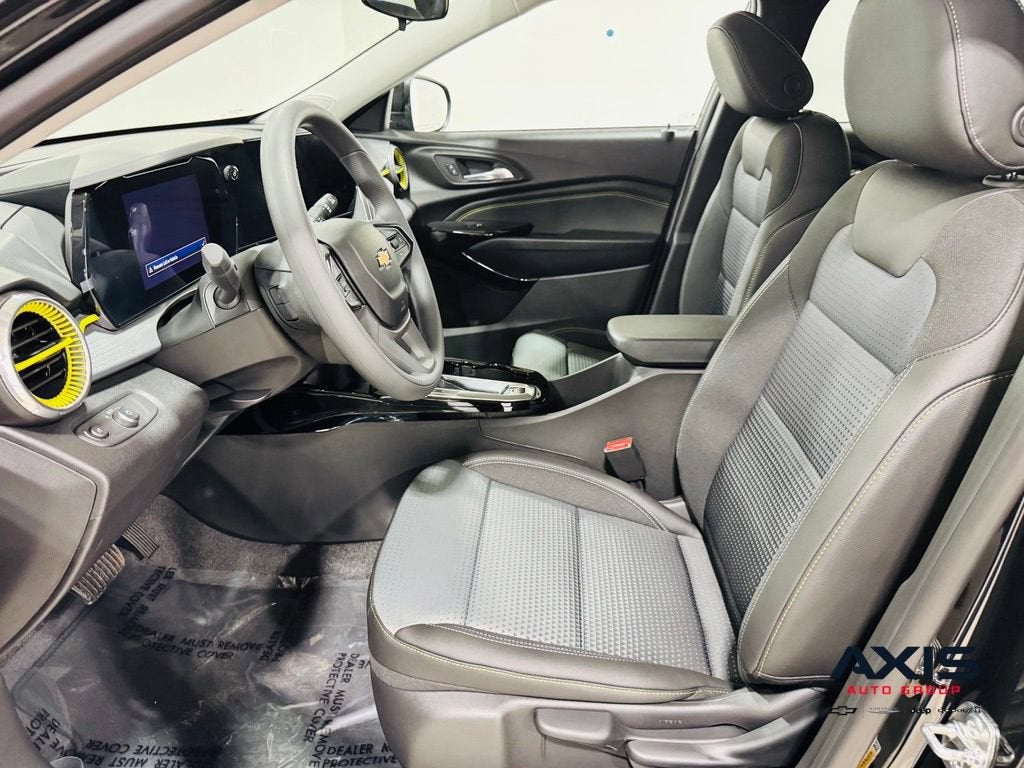 2026 Chevrolet Trax LT - Photo 12