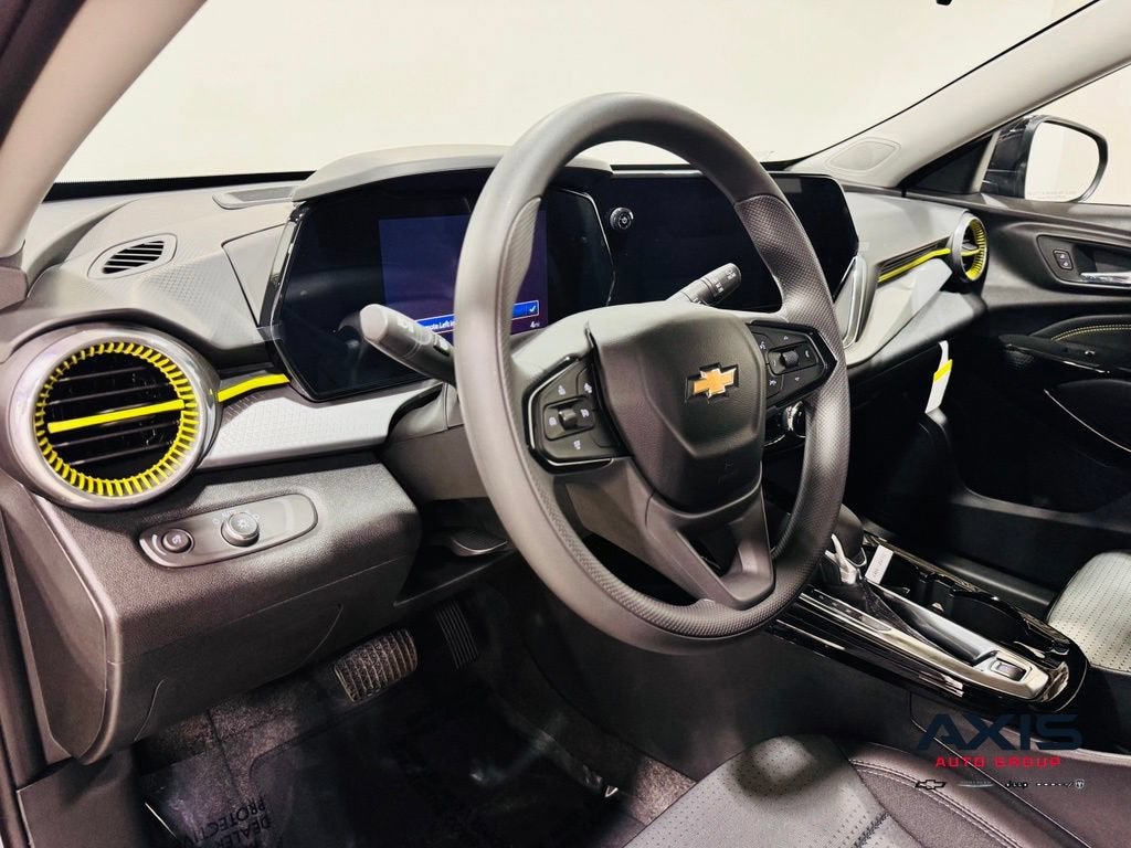 2026 Chevrolet Trax LT - Photo 13