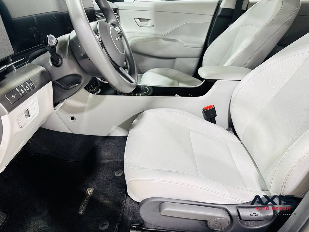 2024 Hyundai Kona SE