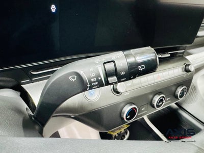 2024 Hyundai Kona SE