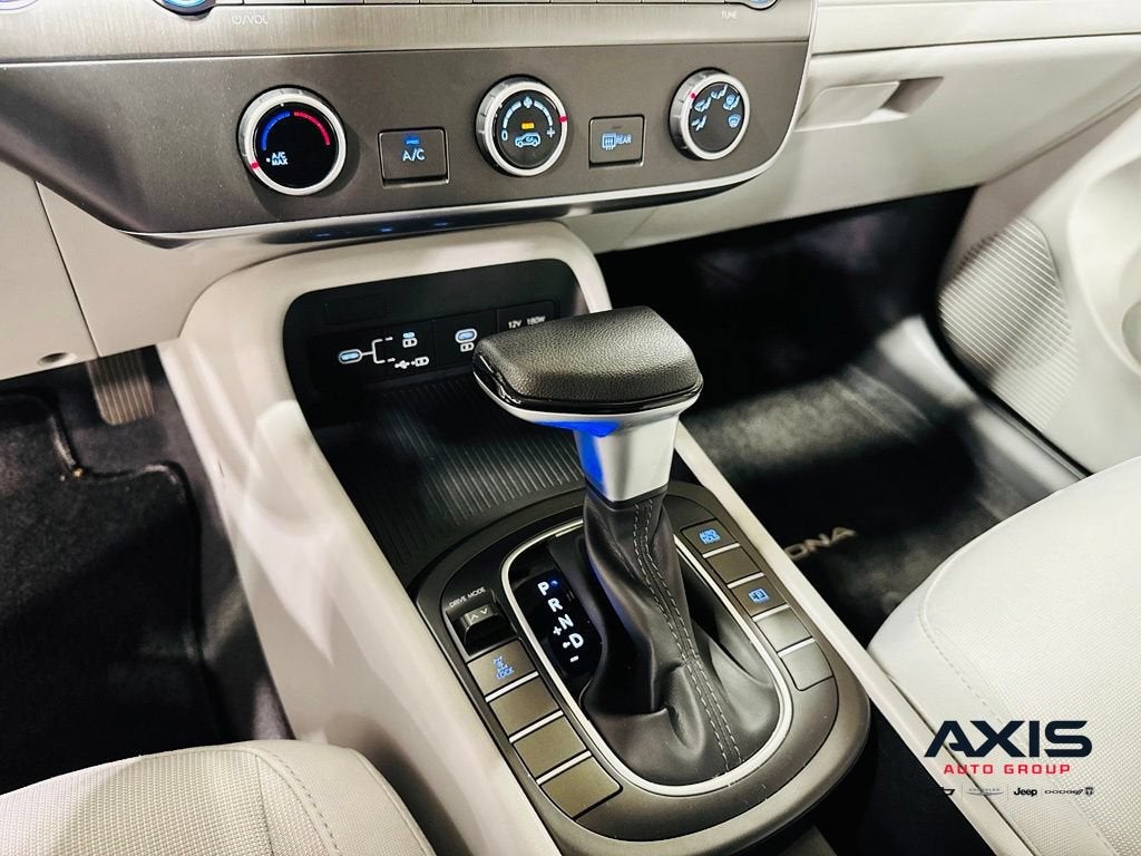 2024 Hyundai Kona SE