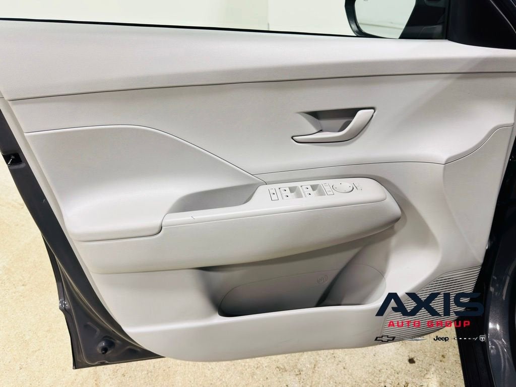 2025 Hyundai Kona SEL