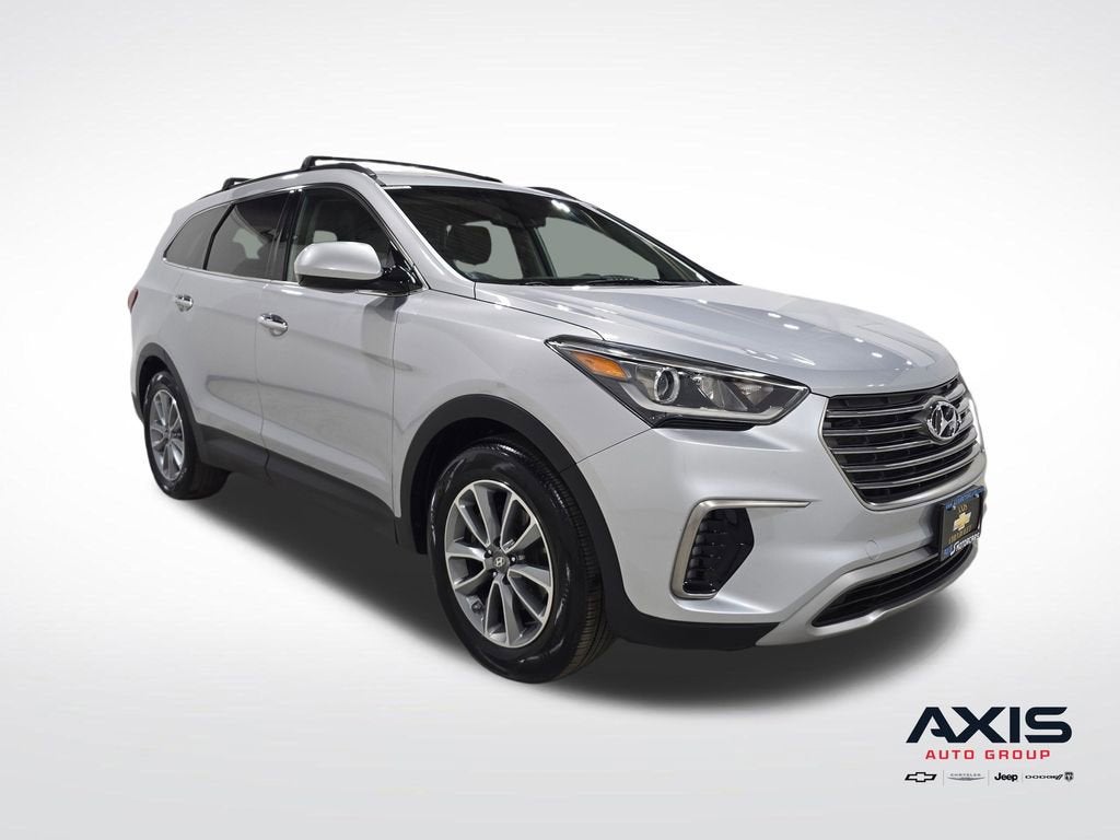 2017 Hyundai Santa Fe SE