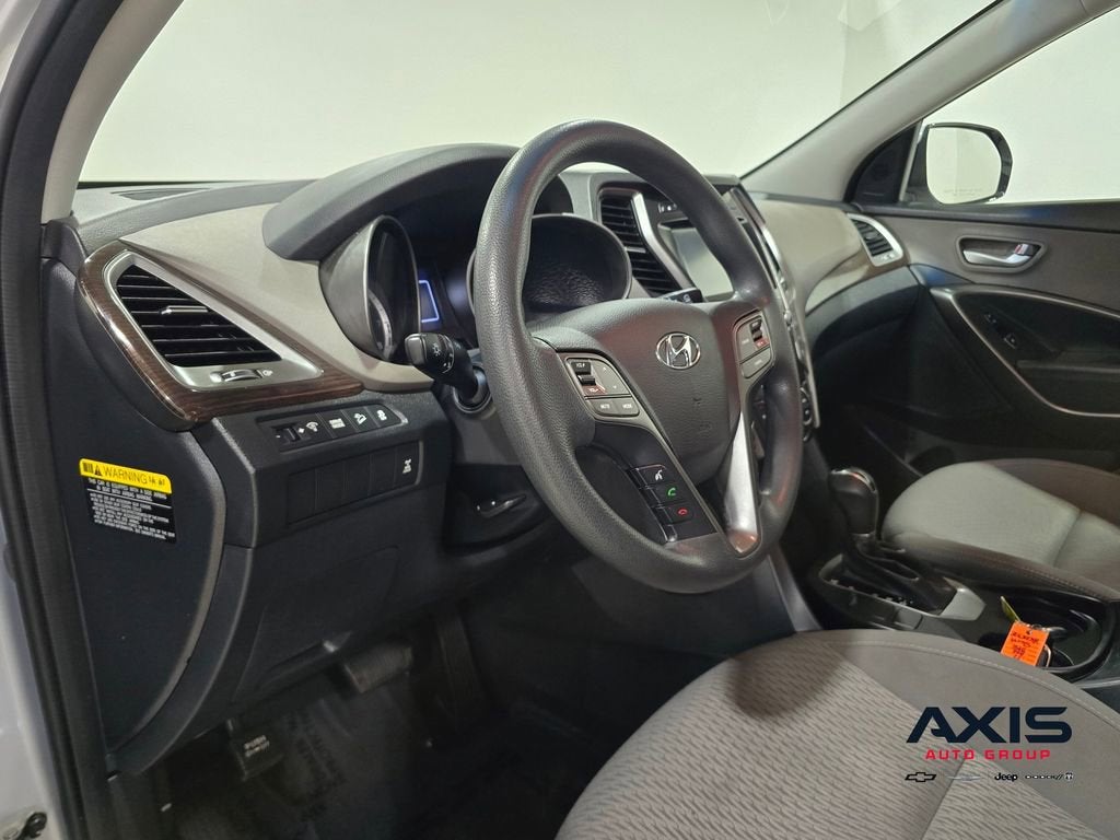 2017 Hyundai Santa Fe SE