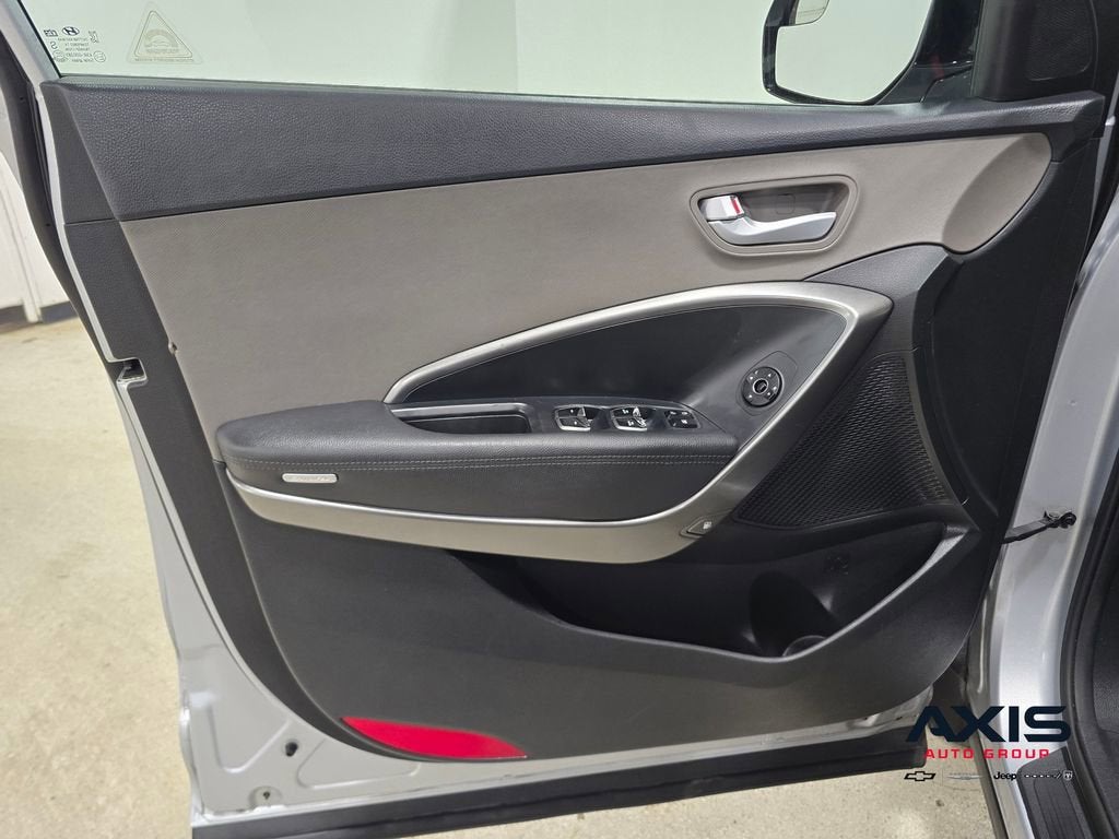2017 Hyundai Santa Fe SE