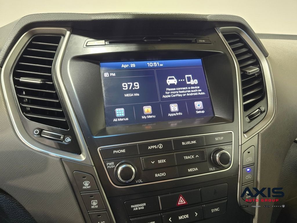 2017 Hyundai Santa Fe SE
