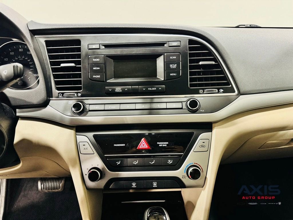 2018 Hyundai Elantra SE
