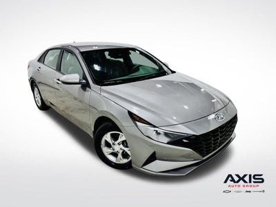 2023 Hyundai Elantra SE