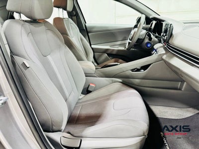 2023 Hyundai Elantra SE