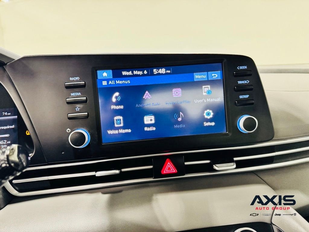 2023 Hyundai Elantra SE