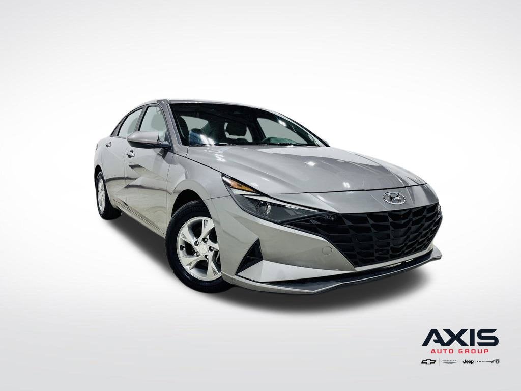 2023 Hyundai Elantra SE