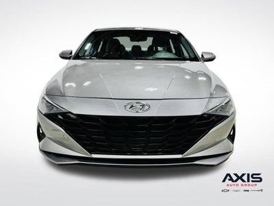 2023 Hyundai Elantra SE