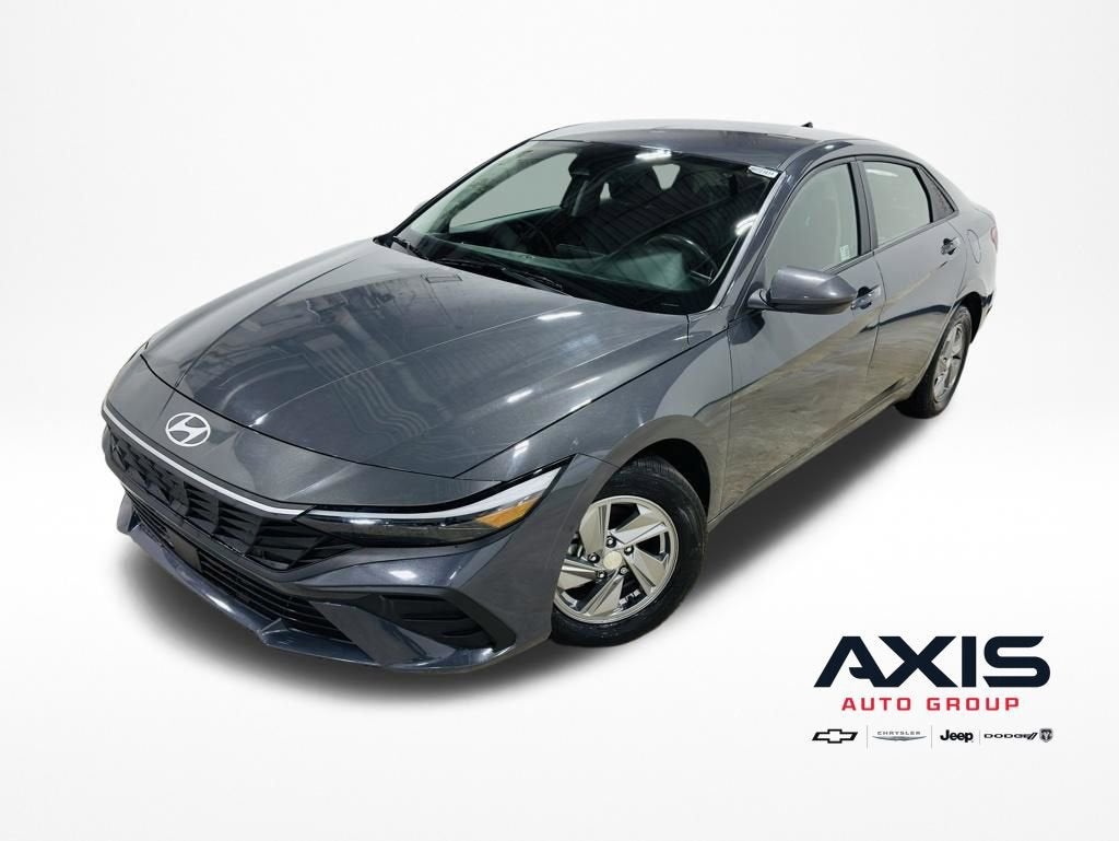 2024 Hyundai Elantra SE