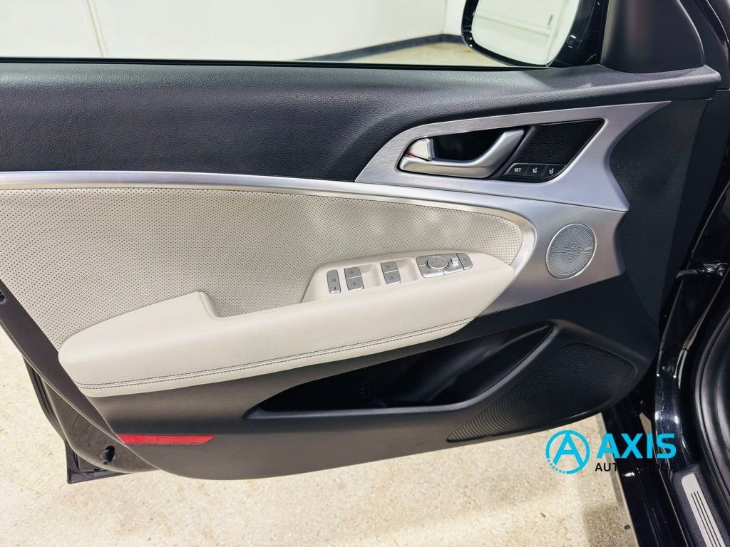 2020 Genesis G70 2.0T RWD