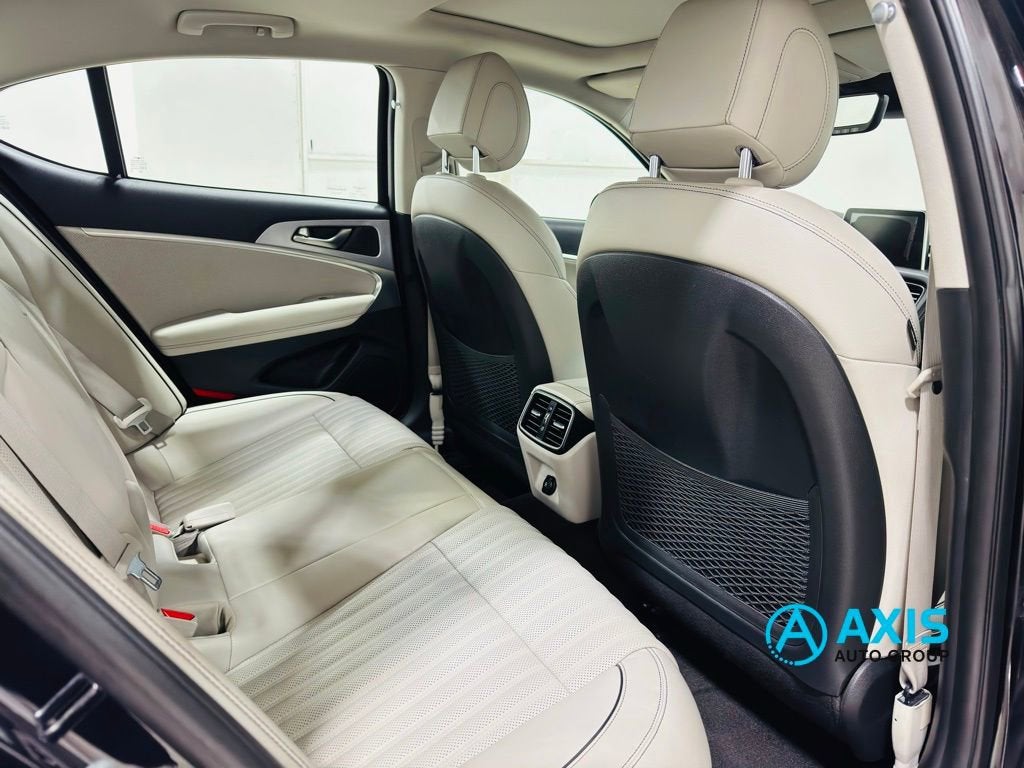 2020 Genesis G70 2.0T RWD