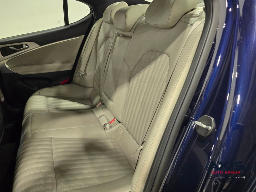 2023 Genesis G70 2.0T AWD