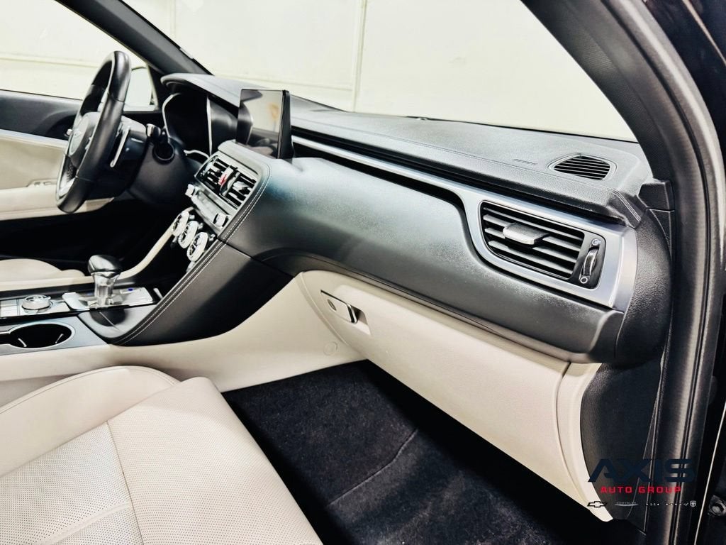 2023 Genesis G70 2.0T AWD