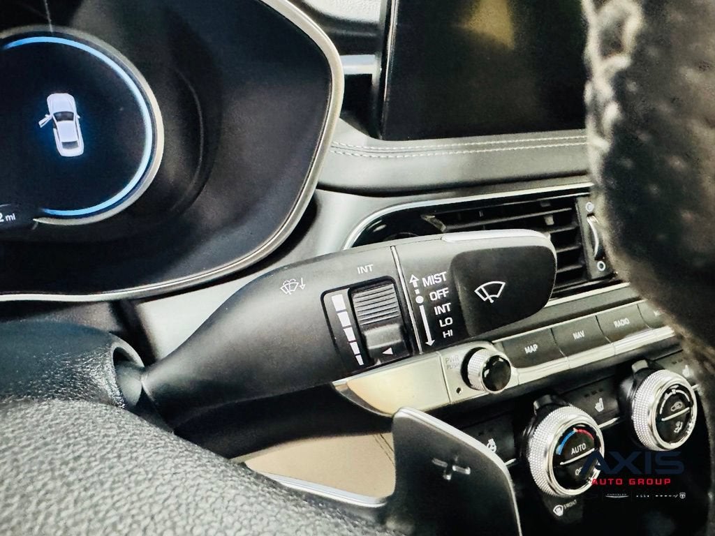 2023 Genesis G70 2.0T AWD