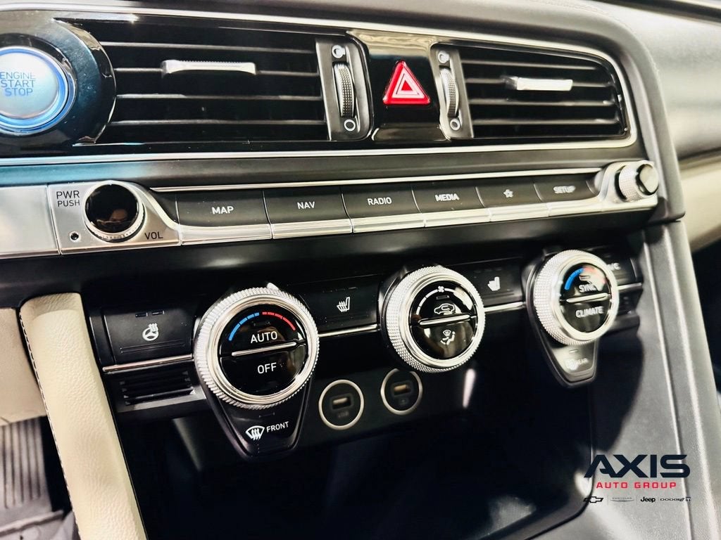 2023 Genesis G70 2.0T AWD