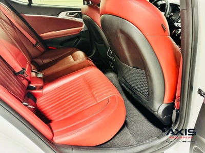 2023 Genesis G70 2.0T RWD