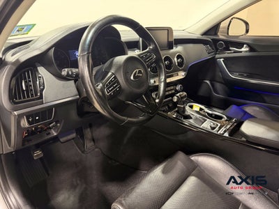 2018 Kia Stinger Base