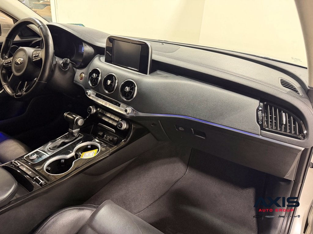 2018 Kia Stinger Base