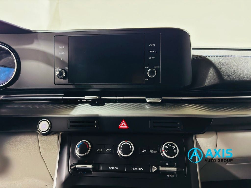 2024 Kia Carnival MPV LX Seat Package