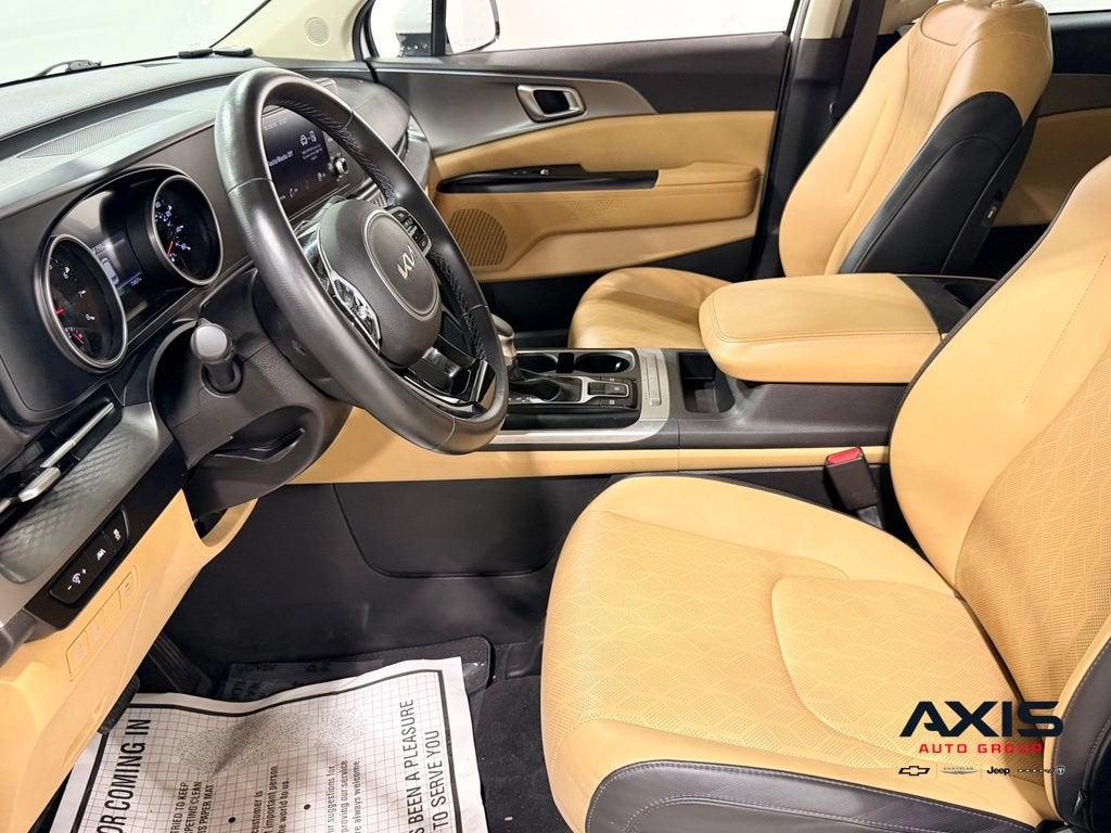 2022 Kia Carnival MPV LX Seat Package