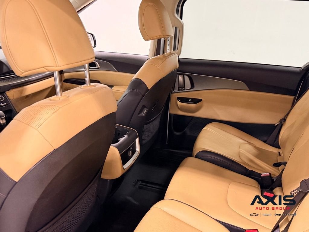 2022 Kia Carnival MPV LX Seat Package
