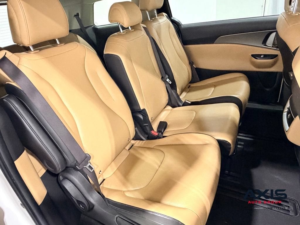 2022 Kia Carnival MPV LX Seat Package