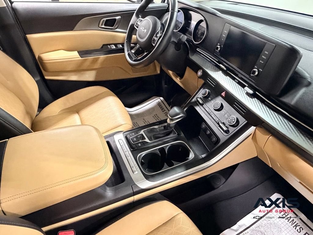 2022 Kia Carnival MPV LX Seat Package