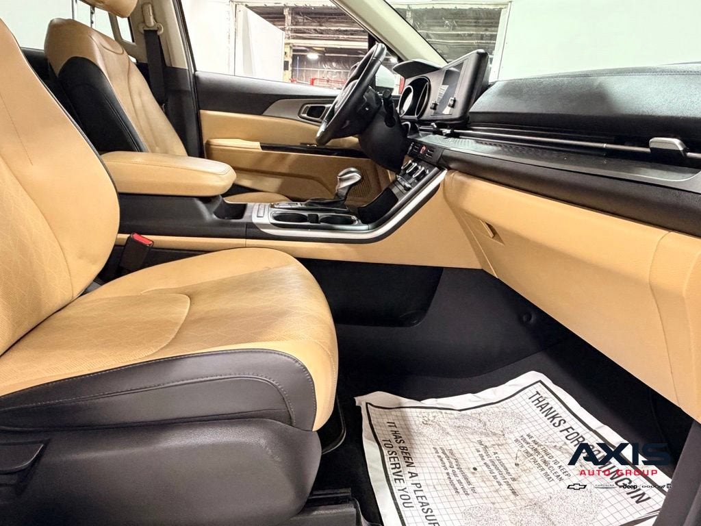 2022 Kia Carnival MPV LX Seat Package