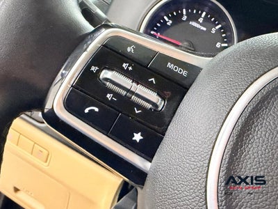 2022 Kia Carnival MPV LX Seat Package