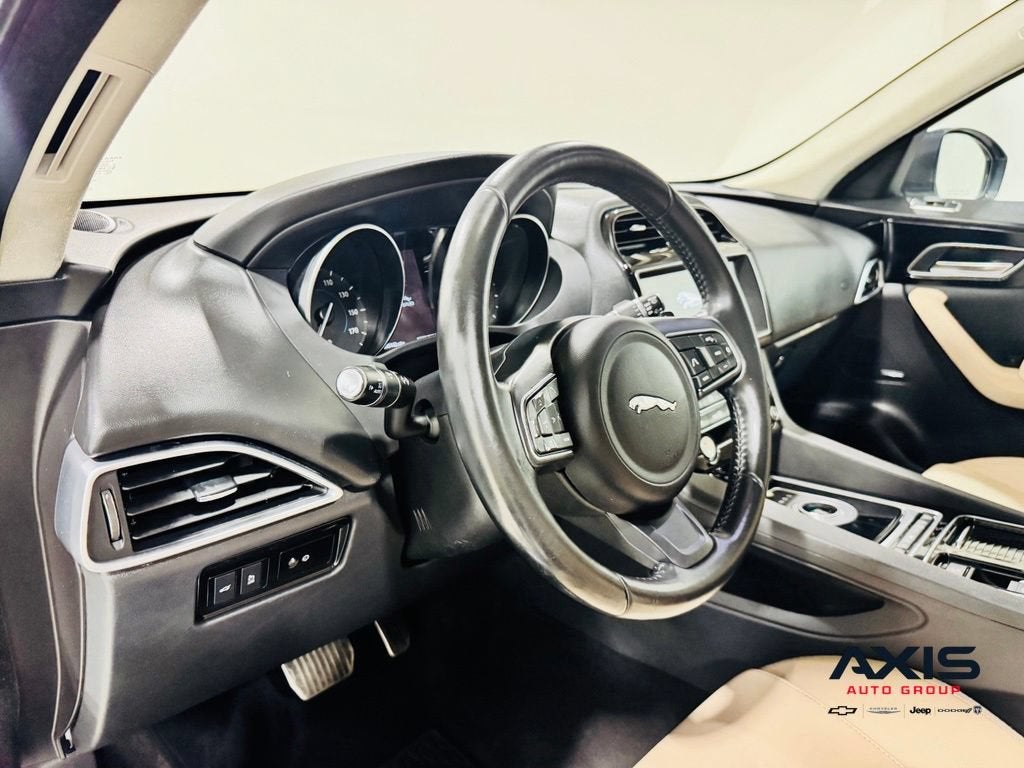 2019 Jaguar F-PACE 25t Premium